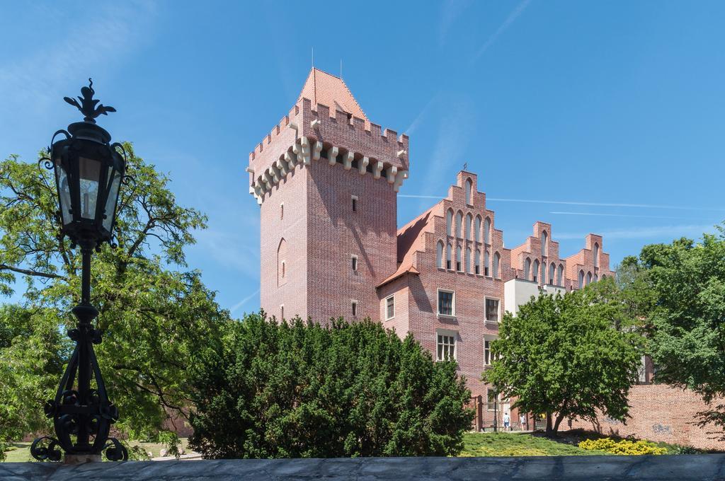 Hill Inn Познань Екстер'єр фото